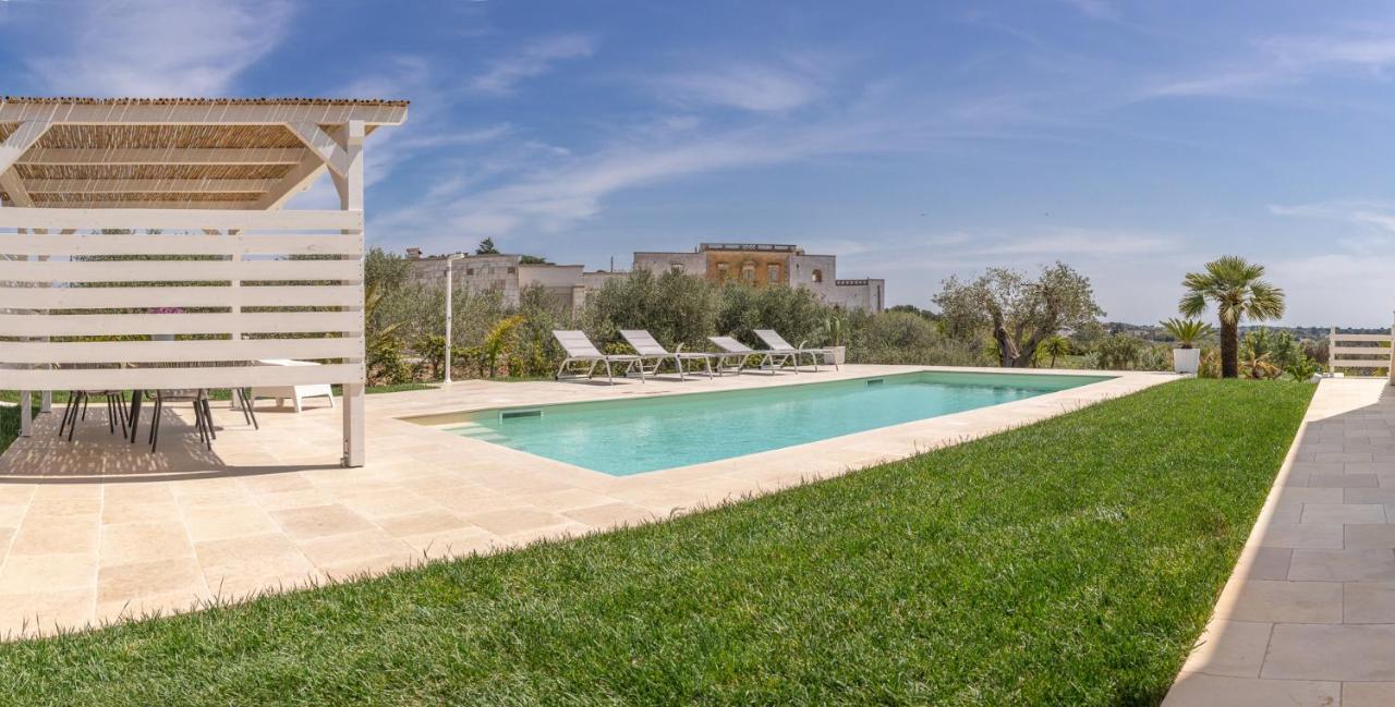 Villa Peter Остуни Екстериор снимка